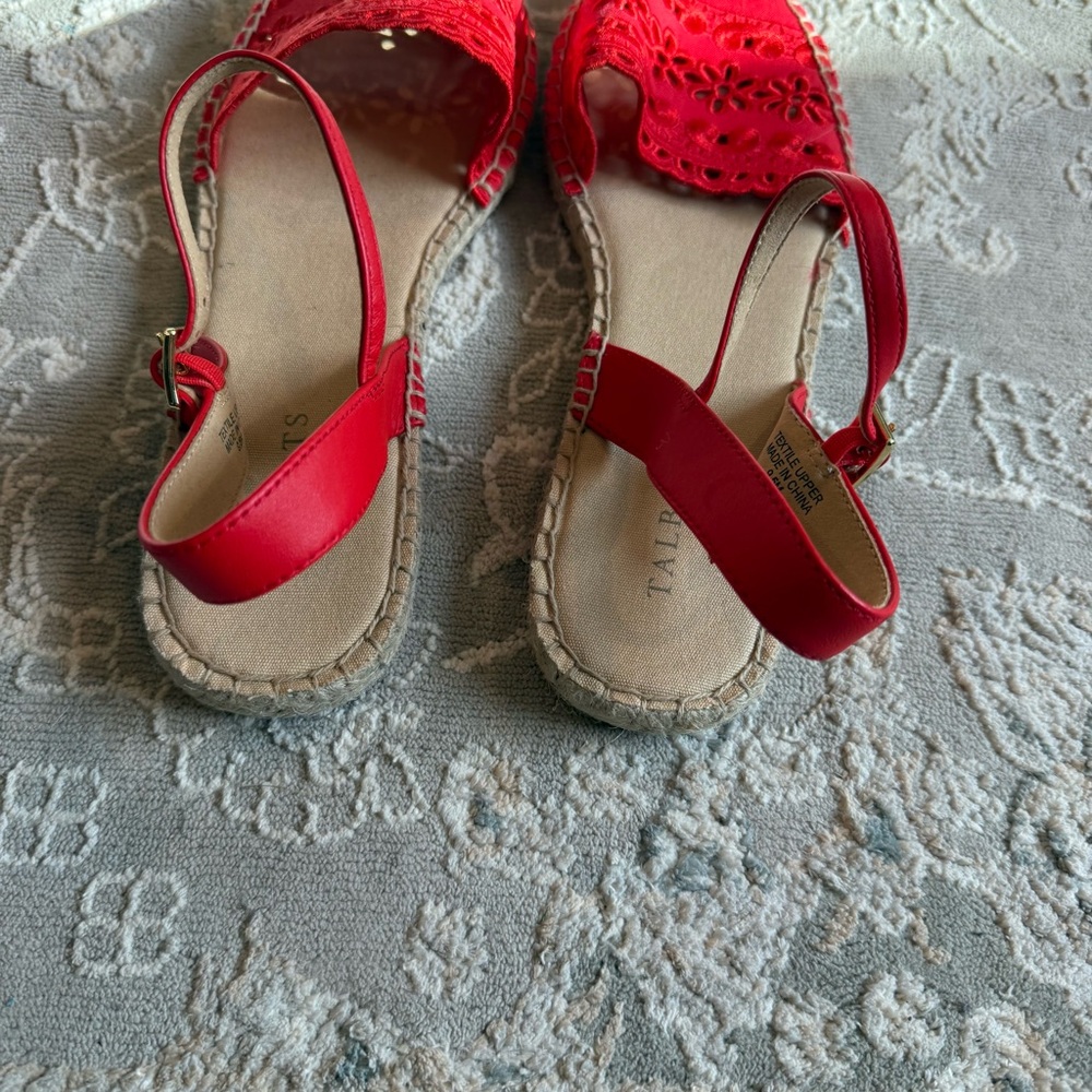 Talbots Red Espadrille Sandals Size 9.5M - Picture 6 of 7